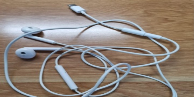 有线耳机一边有声音一边没有怎么回事